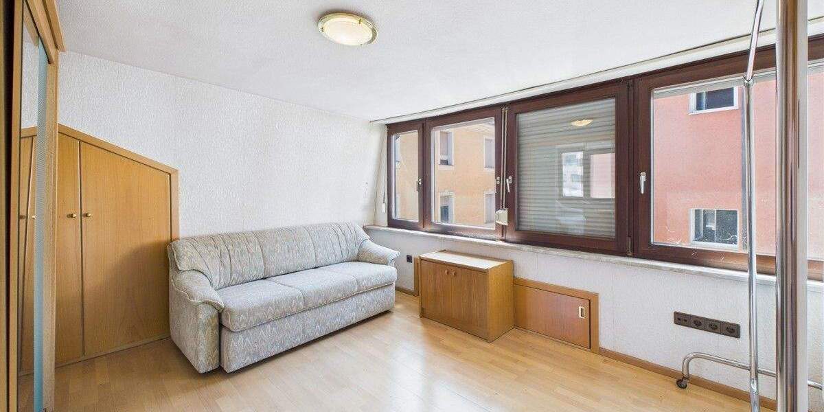 Einfamilienhaus Regensburg Galgenberg - 5 Zimmer, 119 m&sup2;, 450.000&euro; | Angebot:25780068