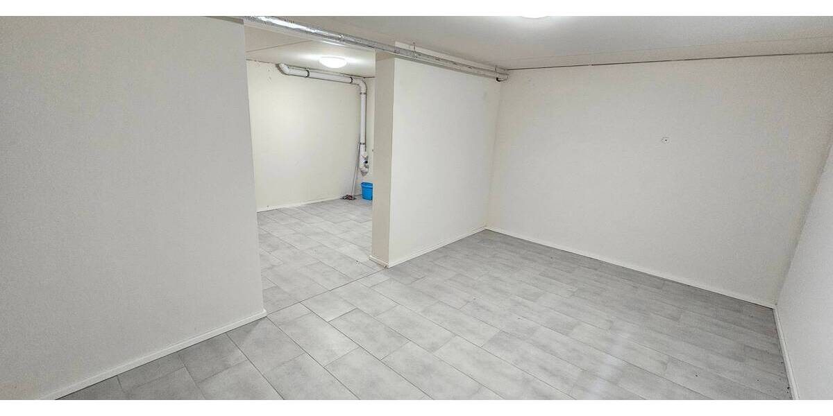 Etagenwohnung Bernhardswald Pettenreuth - 3 Zimmer, 78 m&sup2;, 880&euro; | Angebot:24905505