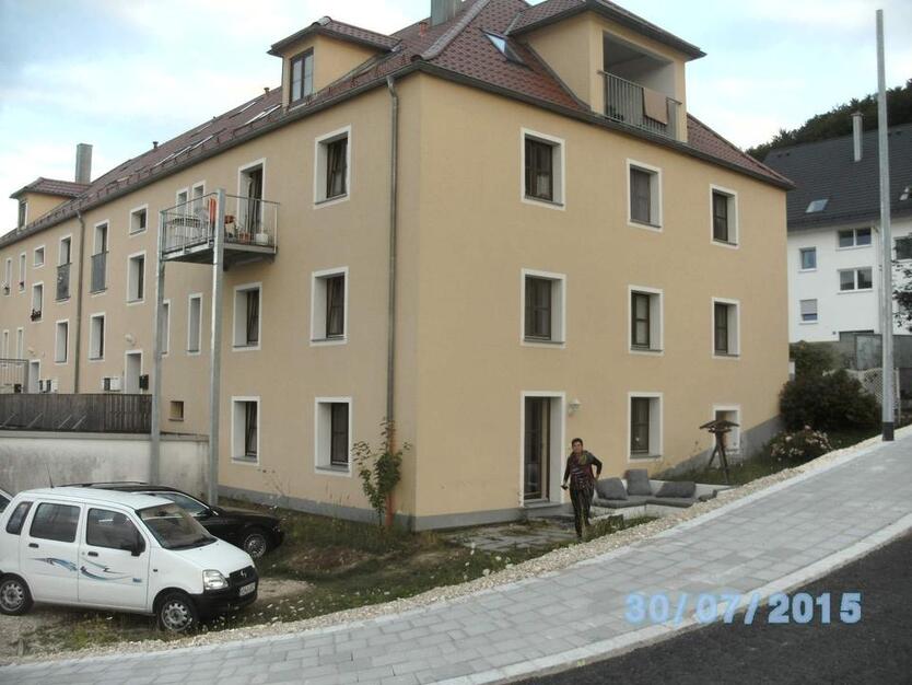 Große Wohnung mit Balkon und EBK in KEH-Hohenpfahl