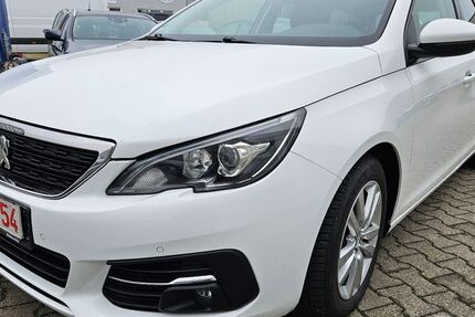 Peugeot 308 213.000 km 6.444 &euro; Regensburg 93057