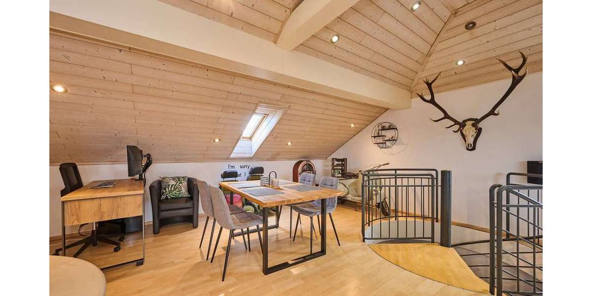Etagenwohnung Obertraubling - 6 Zimmer, 218 m&sup2;, 534.000&euro; | Angebot:26170382