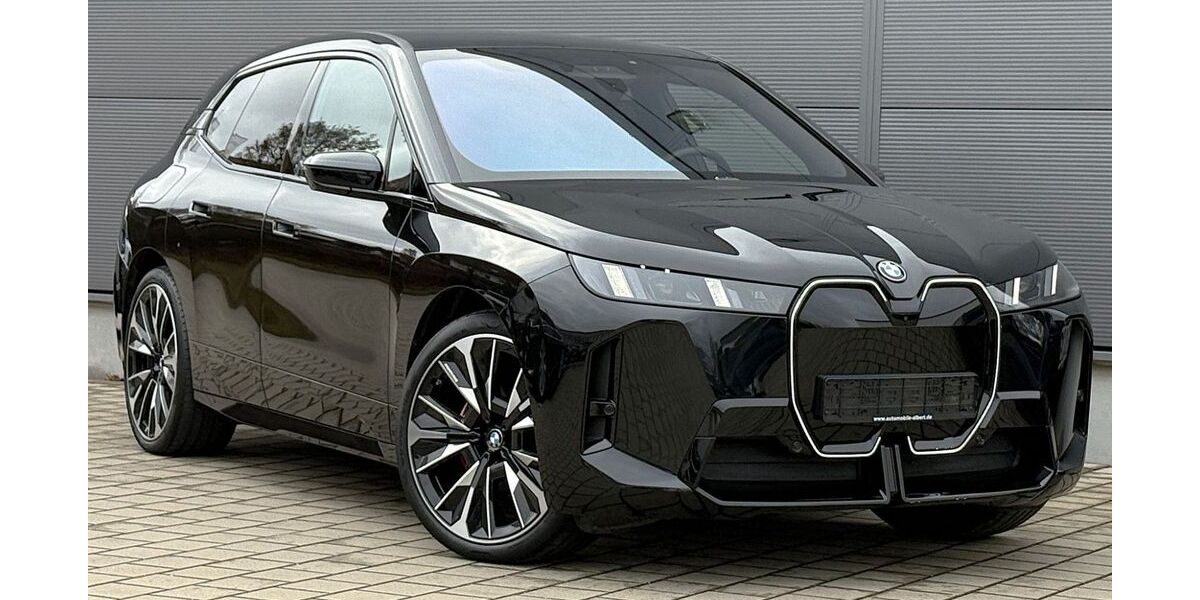 BMW iX 1.378 km 94.950 &euro; Rohr i. NB (bei Regensburg) 93352