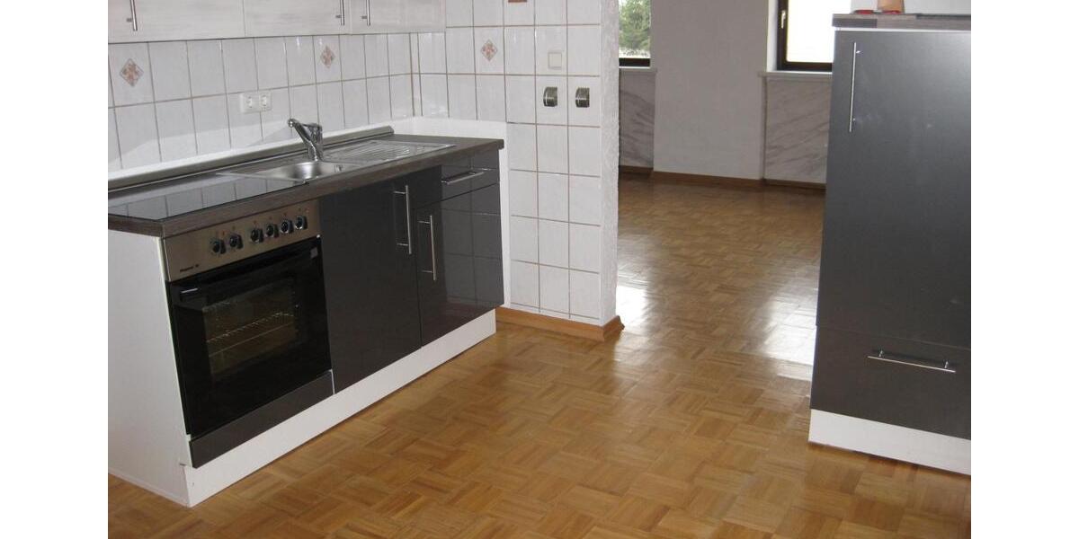 Dachgeschoßwohnung Saal an der Donau - 1 Zimmer, 42 m&sup2;, 119.000&euro; | Angebot:26990848