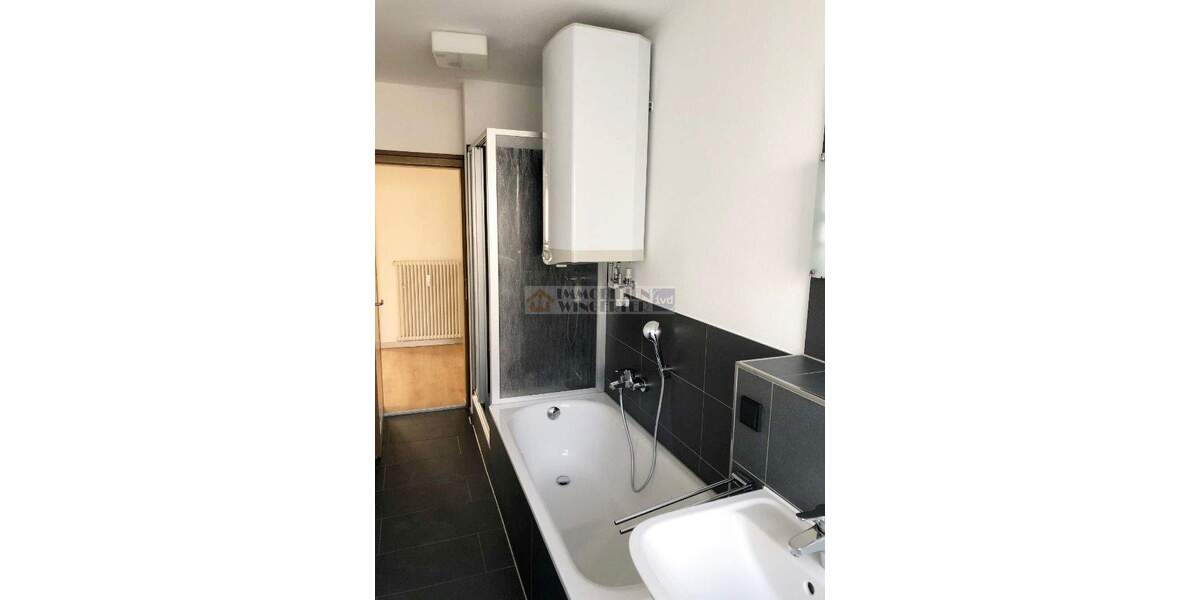 Etagenwohnung Regensburg Kasernenviertel - 4 Zimmer, 105 m&sup2;, 435.000&euro; | Angebot:25702515