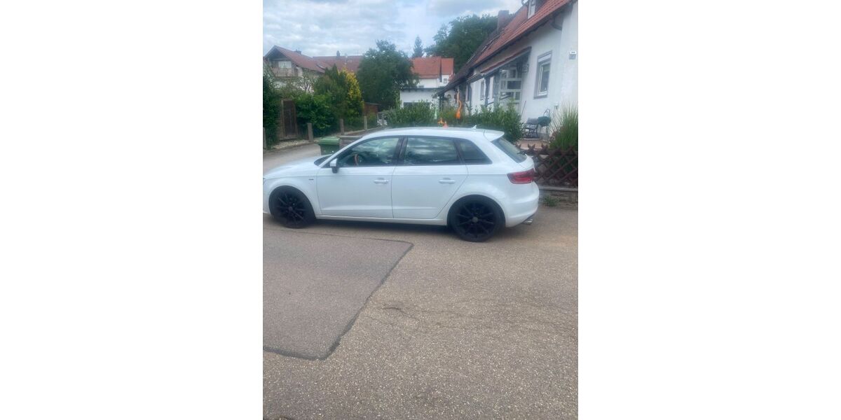 Audi A3 184.000 km 7.490 &euro; Hagelstadt 93095