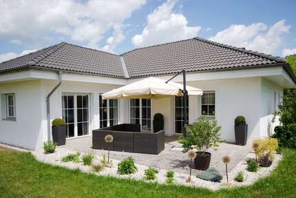 Haus Teublitz - 4 Zimmer, 118 m&sup2;, 635.000&euro; | Angebot:26488373