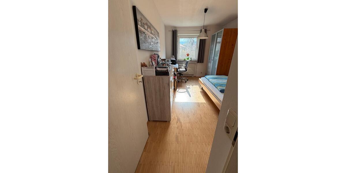 Erdgeschoßwohnung Kelheim - 4 Zimmer, 107 m&sup2;, 399.000&euro; | Angebot:25517750