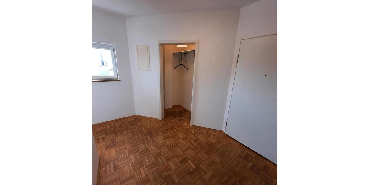 Etagenwohnung Burglengenfeld - 3 Zimmer, 86 m&sup2;, 720&euro; | Angebot:26644966