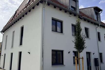 Wohnung Regensburg Galgenberg - 3 Zimmer, 67 m&sup2;, 1.245&euro; | Angebot:27348707