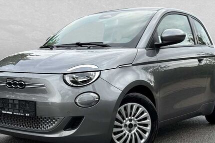 Fiat 500e 15.000 km 26.190 &euro; Regensburg 93059