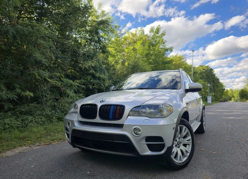 BMW X5 249.999 km 17.400 € Regensburg 93019