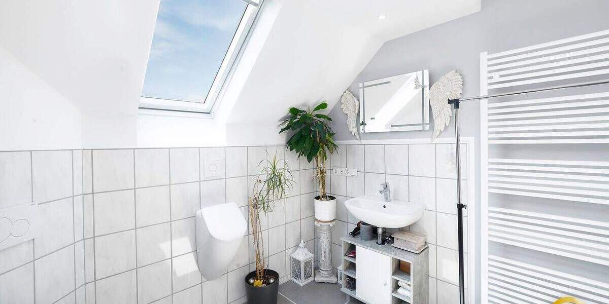 Einfamilienhaus Kelheim - 6 Zimmer, 160 m&sup2;, 550.000&euro; | Angebot:25737539