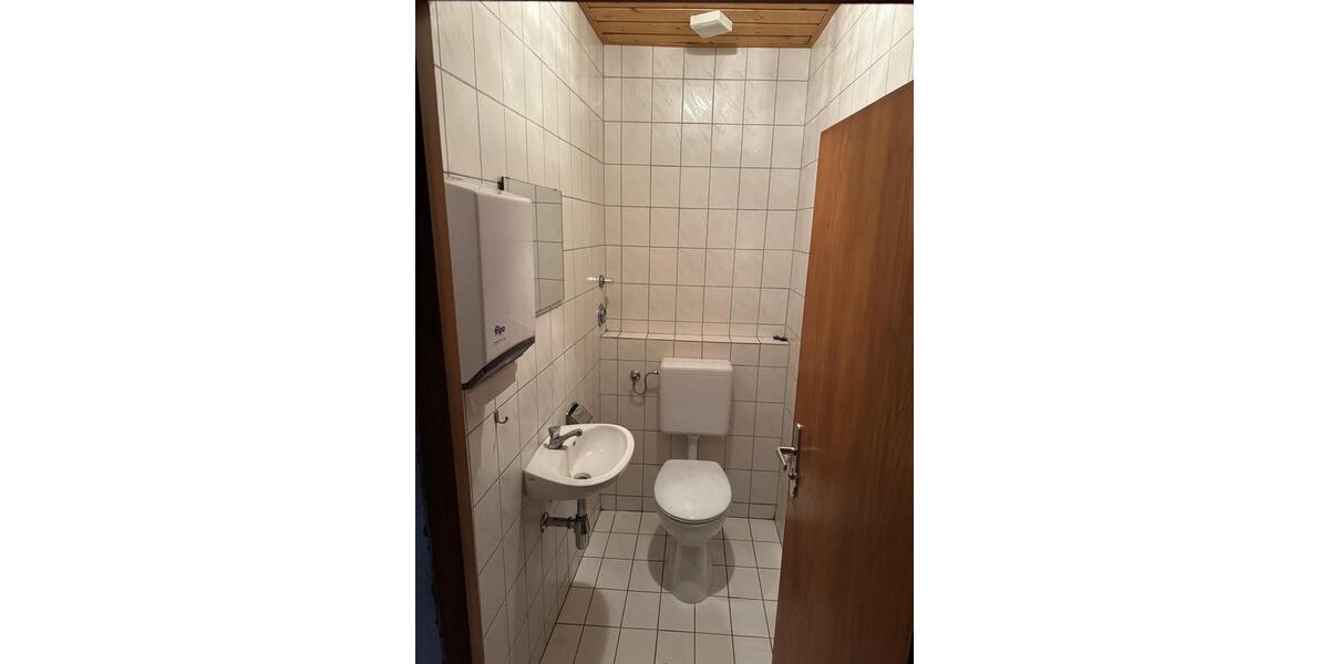 Gewerbefläche zu vermieten in Ergoldsbach zimmer