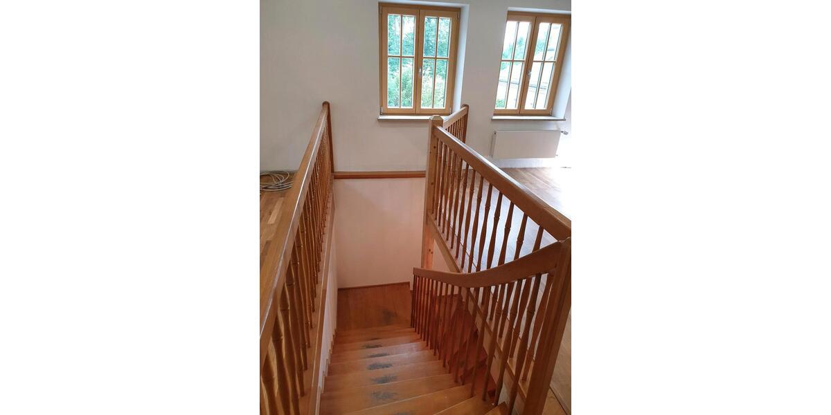 Etagenwohnung Donaustauf - 5 Zimmer, 143 m&sup2;, 1.590&euro; | Angebot:27594346