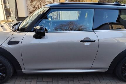 Mini Cooper 20.600 km 24.500 &euro; Regensburg 93057