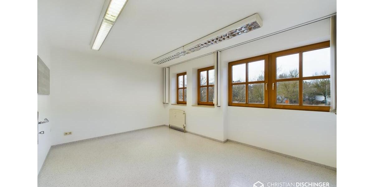 Gewerbeobjekt Nittendorf - 1.495&euro; | Angebot:20427973