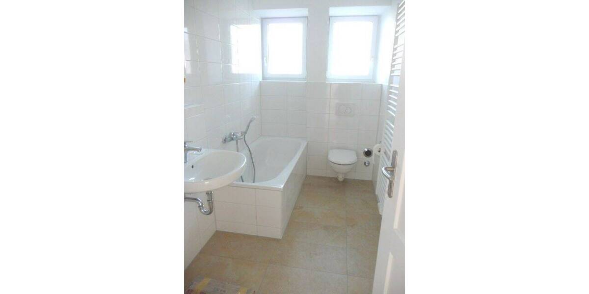 Etagenwohnung Regensburg Kasernenviertel - 3 Zimmer, 61 m&sup2;, 850&euro; | Angebot:25984524