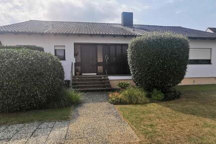 Haus Obertraubling - 7 Zimmer, 174 m&sup2;, 760.000&euro; | Angebot:26100471