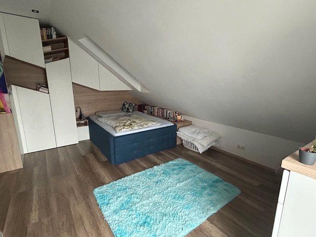 Reihenhaus Regenstauf - 5 Zimmer, 149 m&sup2;, 590.000&euro; | Angebot:26539806