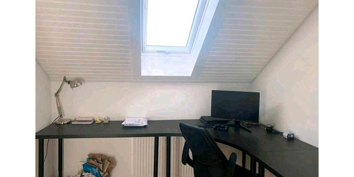 Dachgeschoßwohnung Regensburg Gallingkofen - 3 Zimmer, 45 m&sup2;, 800&euro; | Angebot:25343913