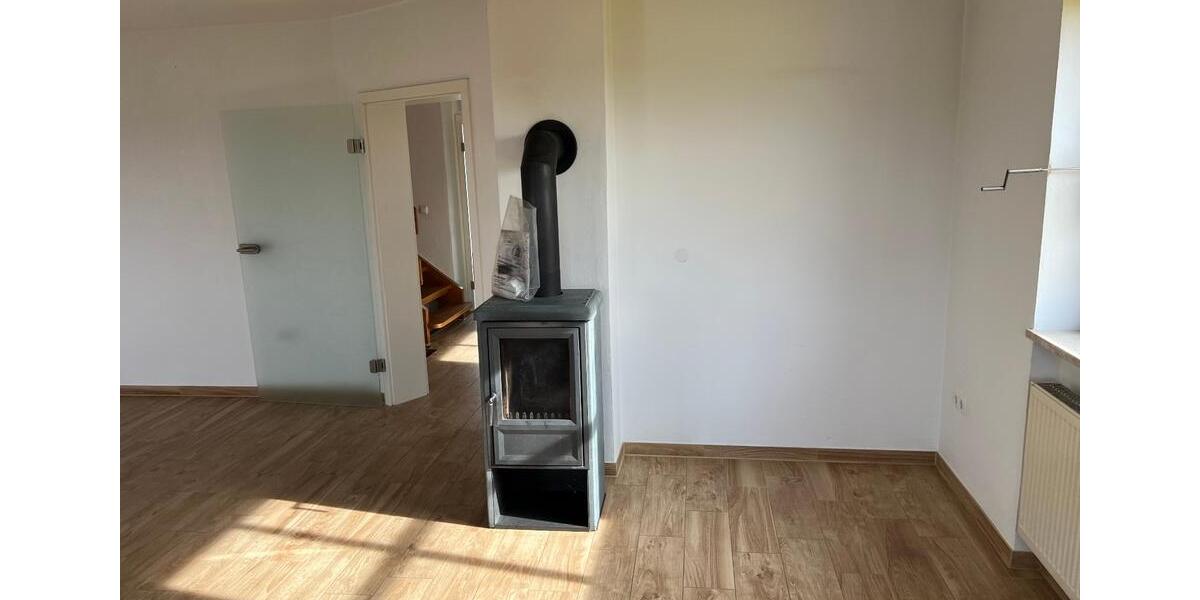 Doppelhaushälfte Maxhütte-Haidhof Haidhof - 4 Zimmer, 140 m&sup2;, 1.500&euro; | Angebot:24793183