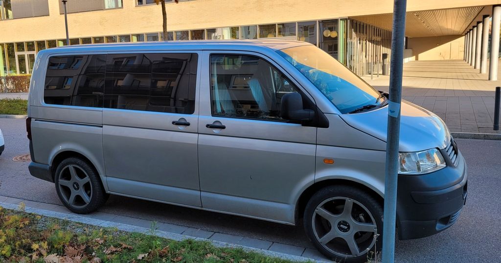 VW T5 Transporter 210.341 km 19.900 € Regensburg 93053