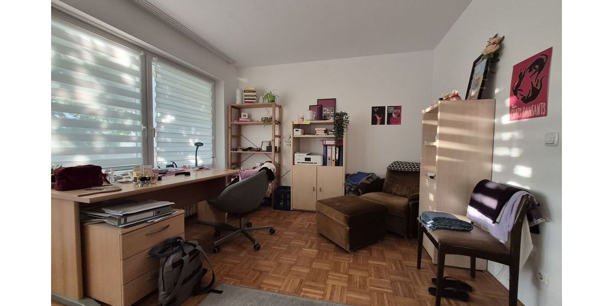 Apartment mit Südbalkon in Regensburg - Appartement Regensburg Ganghofersiedlung | Angebot:27263216