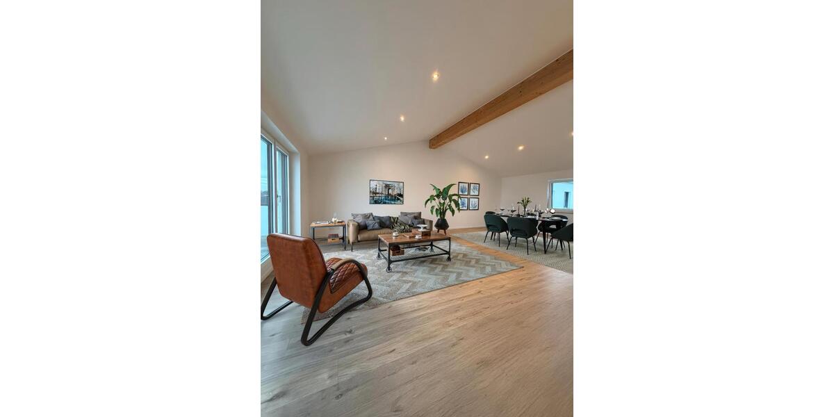 Maisonettenwohnung Barbing - 5.5 Zimmer, 140 m&sup2;, 1.750&euro; | Angebot:26464327