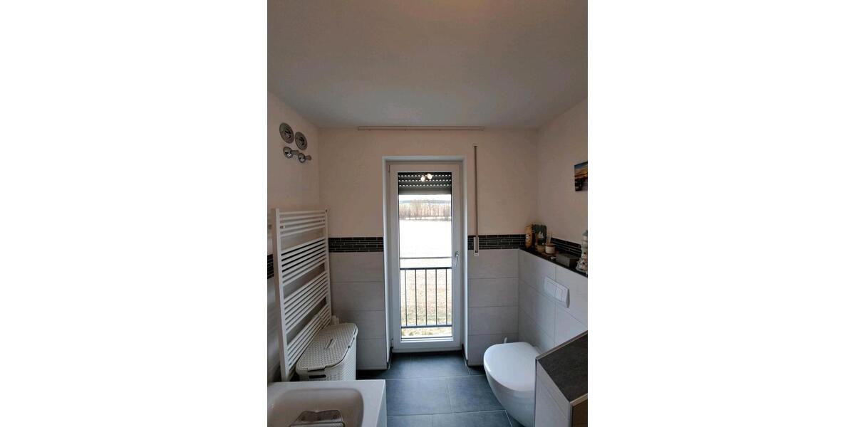 Dachgeschoßwohnung Langquaid - 2 Zimmer, 61 m&sup2;, 275.000&euro; | Angebot:25509886