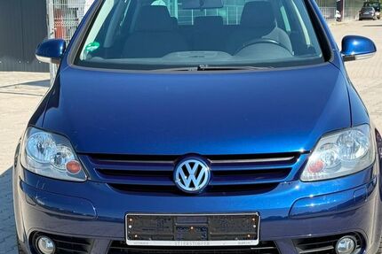 VW Golf 119.000 km 3.899 &euro; Köfering 93096
