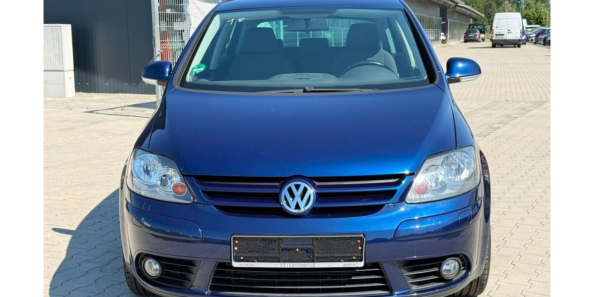 VW Golf 119.000 km 3.899 &euro; Köfering 93096