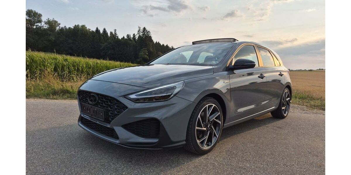 Hyundai i30 69.800 km 19.290 &euro; Abensberg 93326