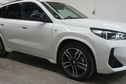 BMW X1 32.600 km 43.590 &euro; Regensburg 93053