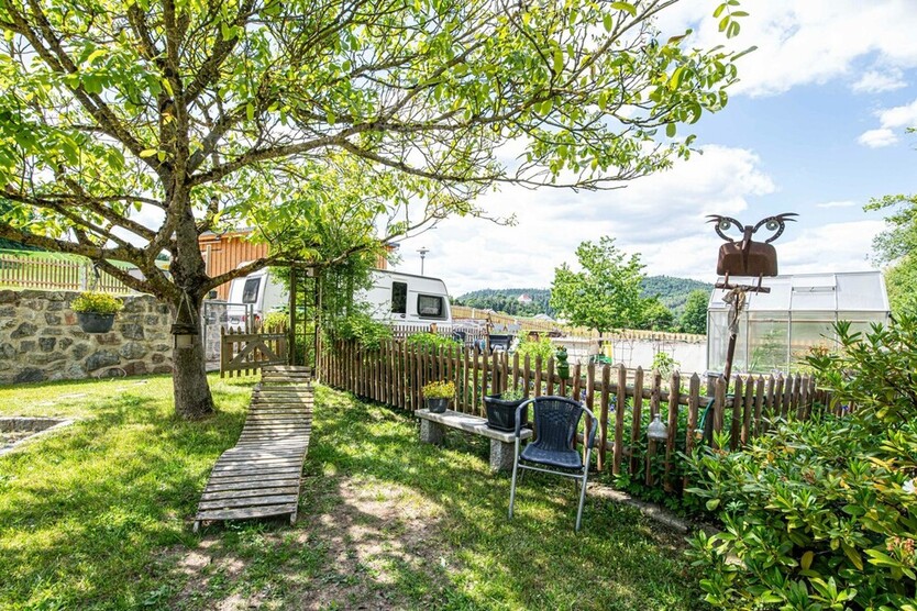 Historische Hofer Mühle: Denkmalgeschütztes Wohnerlebnis mit einzigartiger Atmosphäre 4 zimmer