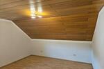 Großzügige Dachgeschoss-Wohnung in Schwandorf (Wattstraße)