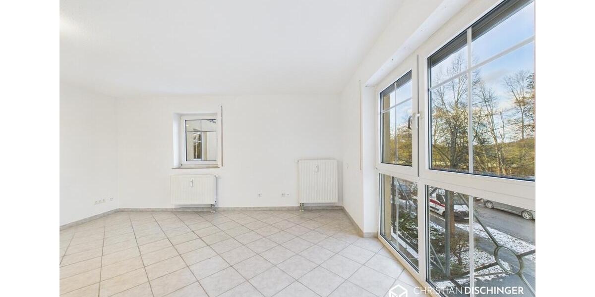 Etagenwohnung Nittendorf - 1 Zimmer, 38 m&sup2;, 420&euro; | Angebot:26251921