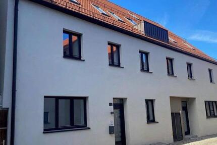 Wohnung Abensberg - 4 Zimmer, 99 m&sup2;, 1.075&euro; | Angebot:26357917