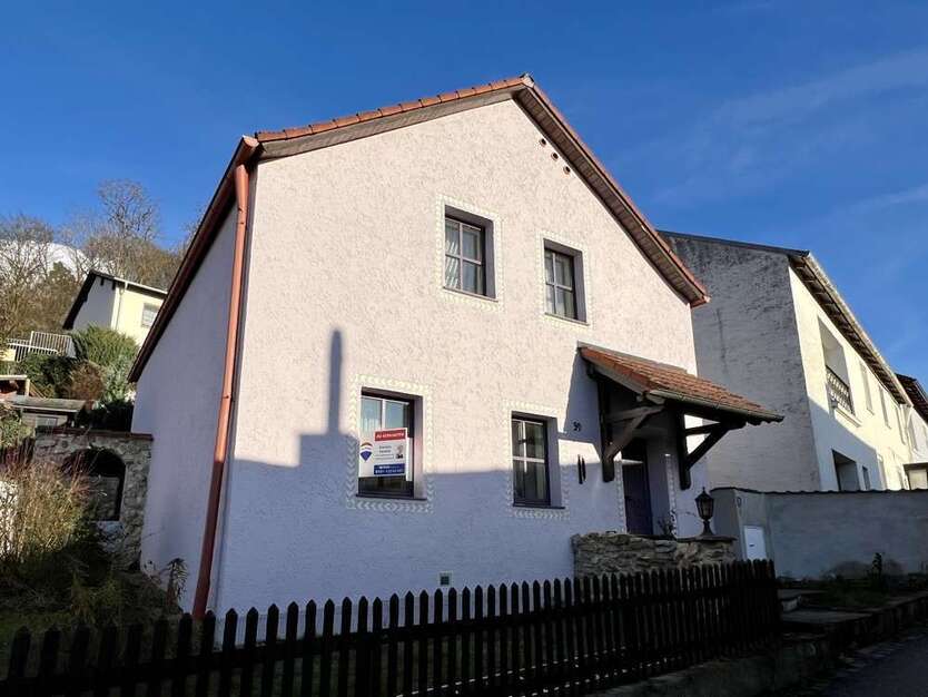 Haus zum Kaufen in Regenstauf 249.000 € 100 m²