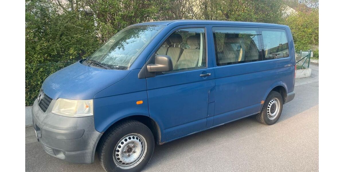VW T5 Transporter 248.000 km 3.500 &euro; Regensburg 93059