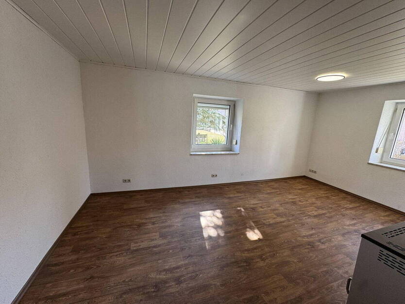 Schöne und provisionsfreie DHH in Top-Lage - Bezug sofort möglich!