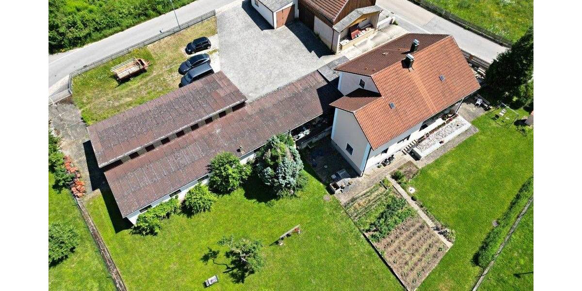 Mehrfamilienhaus, Wohnhaus Nittendorf Undorf - 6 Zimmer, 220 m&sup2;, 990.000&euro; | Angebot:23972768