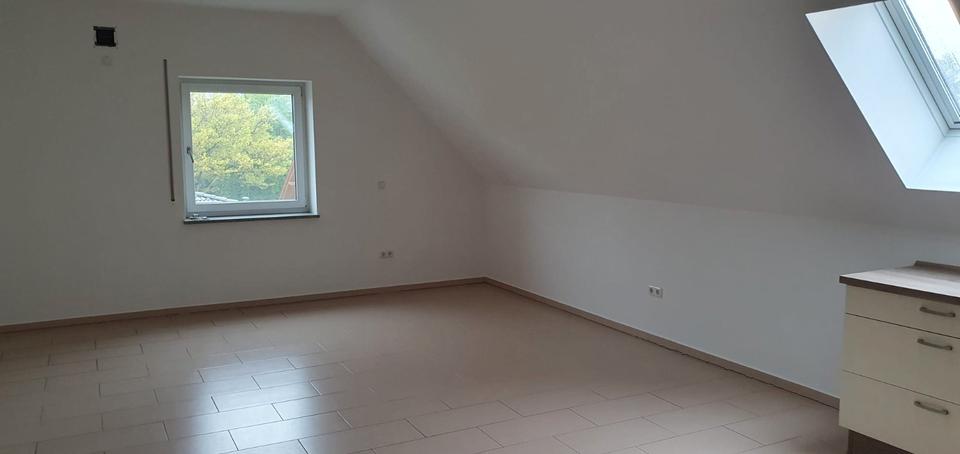 Dachgeschoßwohnung Burglengenfeld - 2 Zimmer, 63 m&sup2;, 650&euro; | Angebot:26519029
