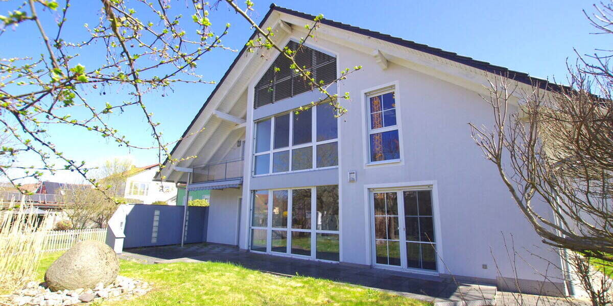 Doppelhaushälfte Lupburg - 4 Zimmer, 170 m&sup2;, 1.440&euro; | Angebot:26246679