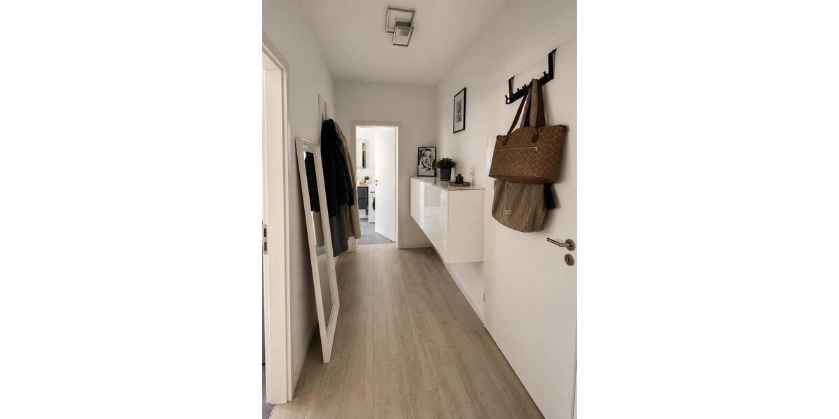 Erdgeschoßwohnung Neutraubling - 2 Zimmer, 67 m&sup2;, 975&euro; | Angebot:27621837