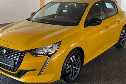Peugeot 208 56.900 km 14.200 &euro; Regensburg 93057
