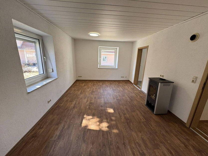 Schöne und provisionsfreie DHH in Top-Lage - Bezug sofort möglich!