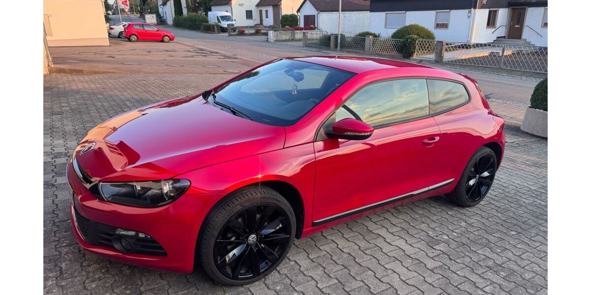 VW Scirocco 108.000 km 12.900 &euro; Ihrlerstein 93346