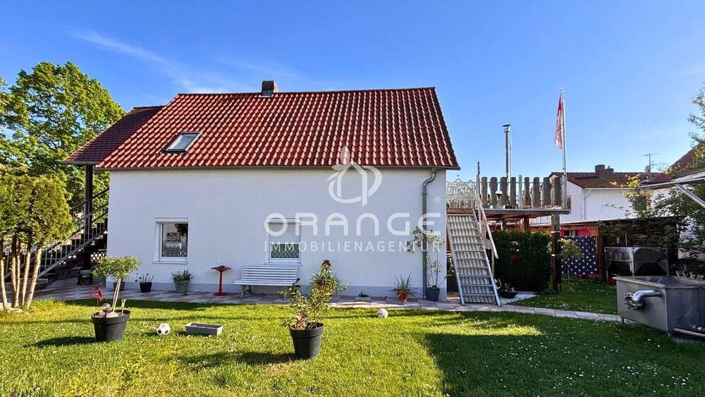 *** Kelheim: Familienhaus mit großem Garten, PV & Raum für Ihre Ideen mit Ausbaupotenzial *** 3 zimmer
