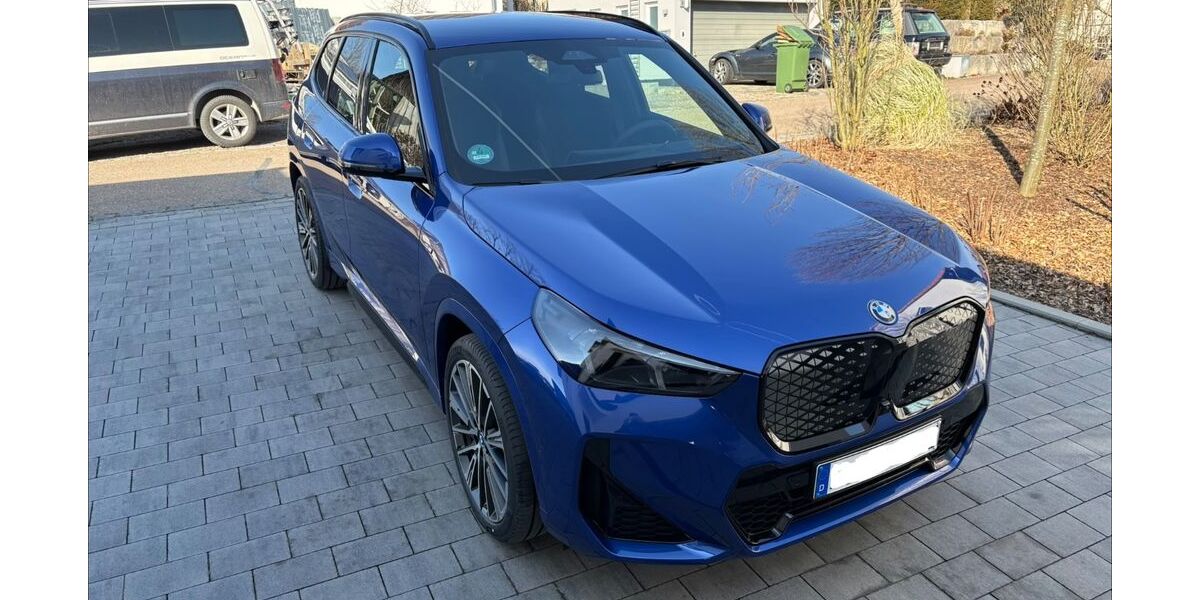 BMW iX1 10.000 km 48.900 &euro; Wenzenbach 93173