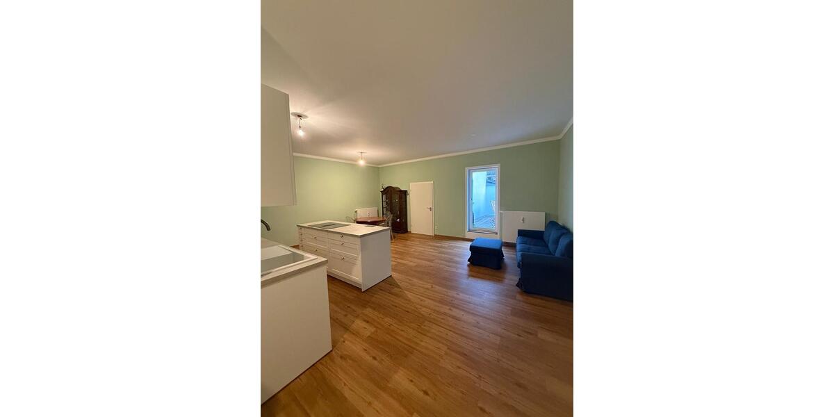 Etagenwohnung Regensburg Kumpfmühl - 3 Zimmer, 120 m&sup2;, 2.000&euro; | Angebot:24706590